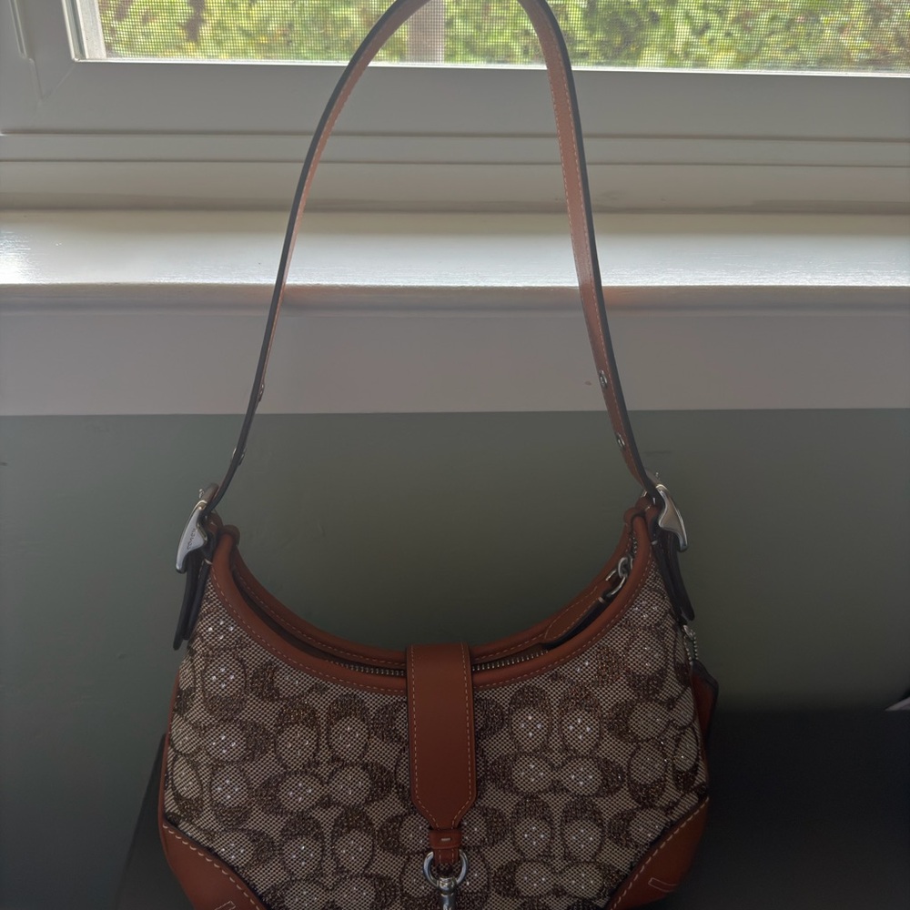 Coach Hamptons Hobo Bag in Crystal Signature Jaquard